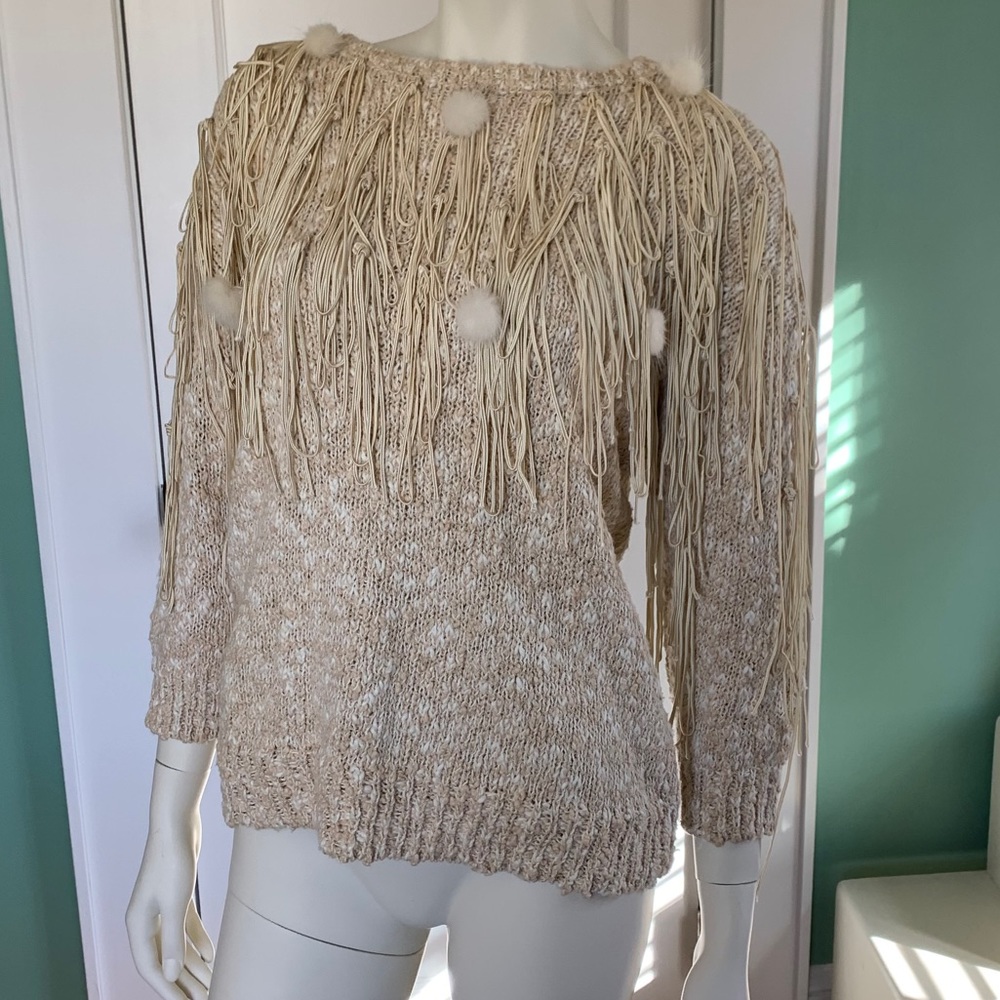Fringed vintage 80s sweater with fur